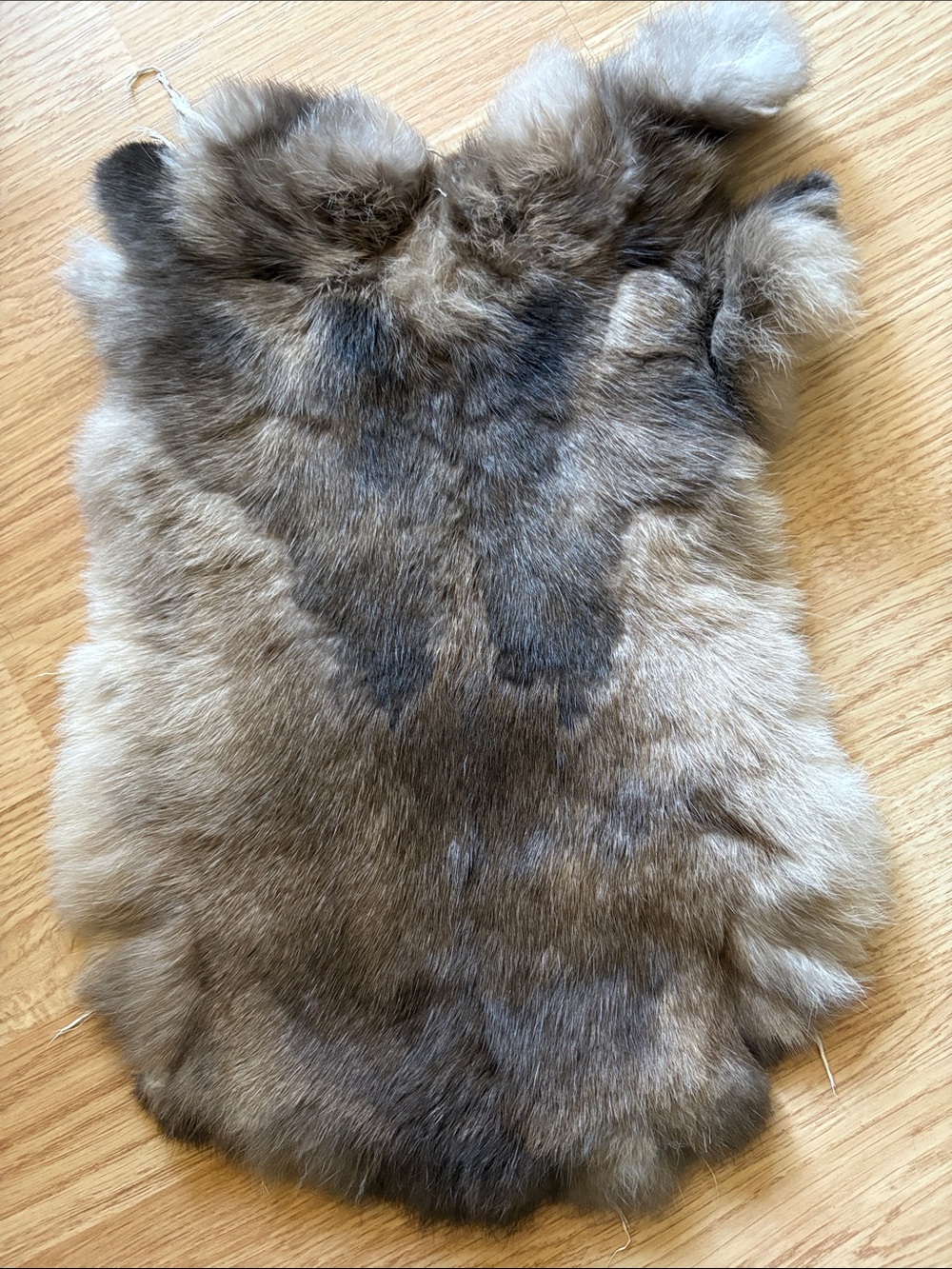 B0190 rabbit fur pelt craft supply